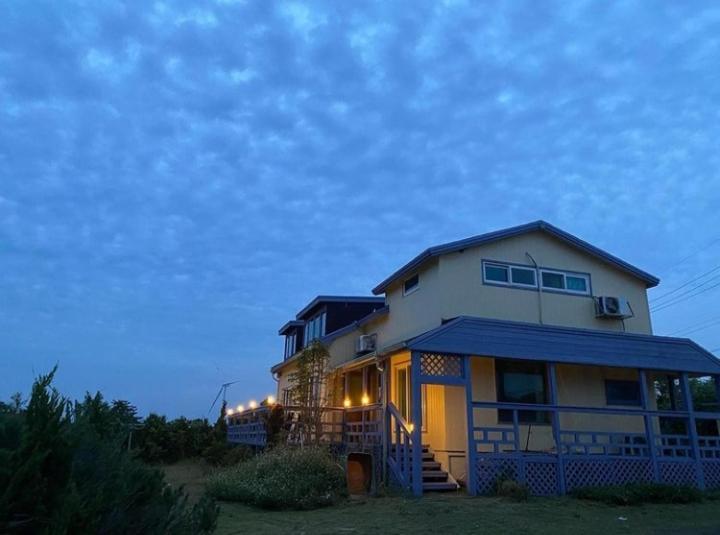 Warang Guesthouse Jeju Buitenkant foto