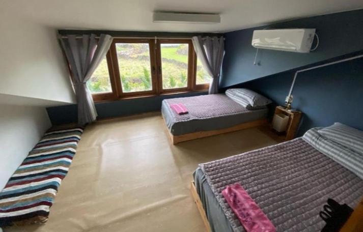 Warang Guesthouse Jeju Buitenkant foto