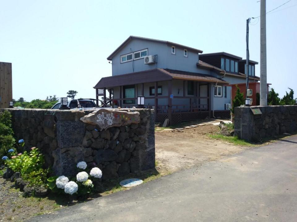 Warang Guesthouse Jeju Buitenkant foto