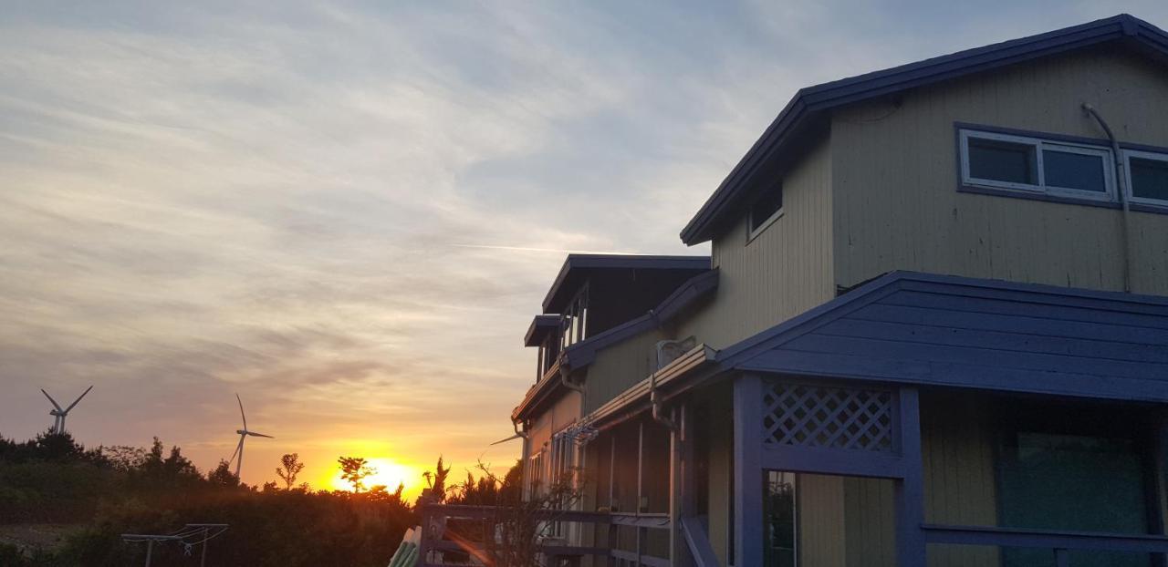 Warang Guesthouse Jeju Buitenkant foto