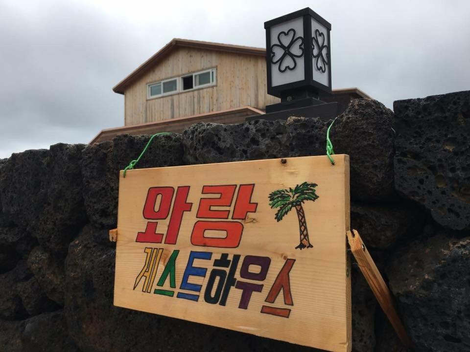 Warang Guesthouse Jeju Buitenkant foto