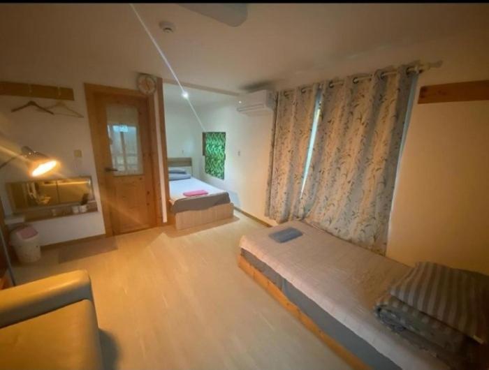 Warang Guesthouse Jeju Buitenkant foto